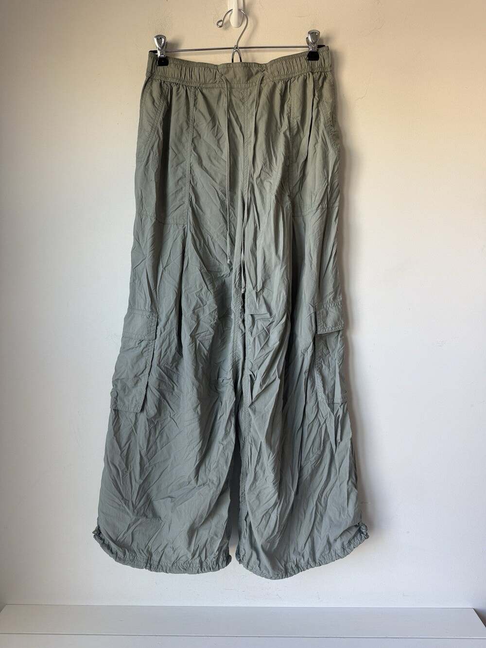 Daily Practice Anthropologie Cargo Parachute Pants Sage Green Wide Leg S Crinkle